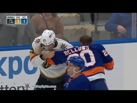 Max Pacioretty vs Kieffer Bellows Dec 19, 2021