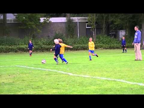 Blauw Zwart E4 - FC Zoetermeer E3 dd 21-09-2013