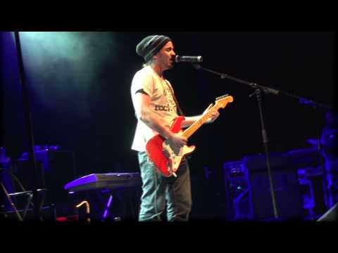 MANUEL NORMAL - Wos Wertvolles (solo Gasometer)