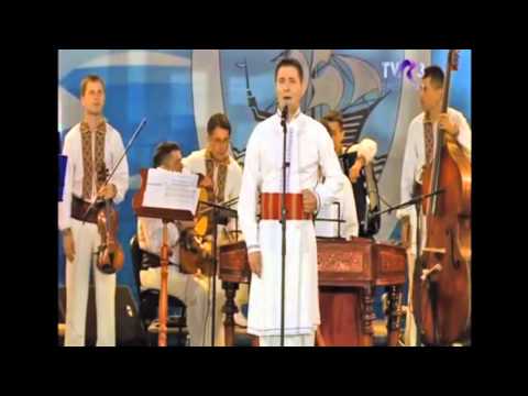 Da mama din cui oglinda