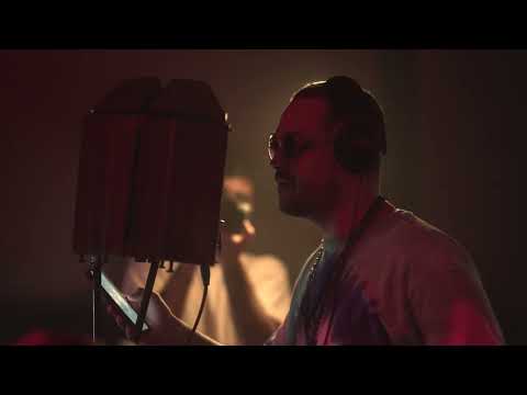 Adán Golden Ganga, Nanpa Básico, Golden Ganga - Suelta El Control (Lyric Video)