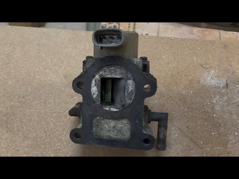 Subaru Impreza uk2000 GC8 Idle Air Control Valve clean #4