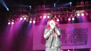 Allison Iraheta - Don&#39;t Waste the Pretty (Jingle Jam)