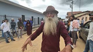 O JUAREZ REVOLTADO  COM O SISTEMA RELIGIOSO