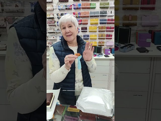 Vídeo relacionado con PXTIDY Bolso de mano católico de tripulación católica, santos católicos para mujer, bolsa de hombro religiosa, regalo religioso, beige, Medium