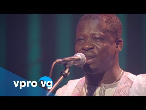 Mamadou Diabaté & Percussion Mania - Kalanso (live @TivoliVredenburg Utrecht)