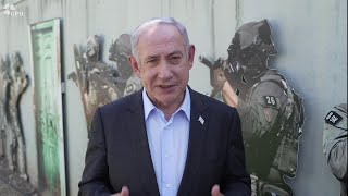 ראש הממשלה נתניהו ללוחמי הימ"מ: "הראיתם שאנחנו מוכנים לעשות הכל כדי לחלץ את חטופינו." (עדכוני משרד ראש הממשלה) - התמונה מוצגת ישירות מתוך אתר האינטרנט יוטיוב. זכויות היוצרים בתמונה שייכות ליוצרה. קישור קרדיט למקור התוכן נמצא בתוך דף הסרטון