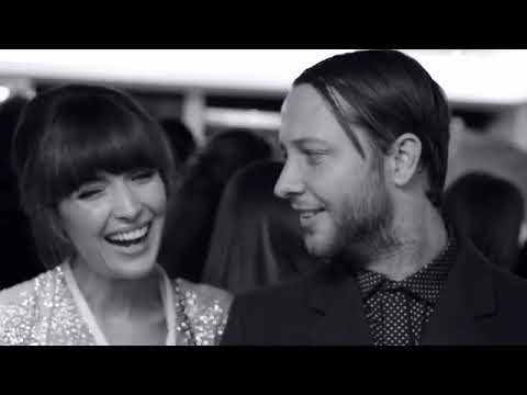 Sandro & Dree Hemingway in NYC