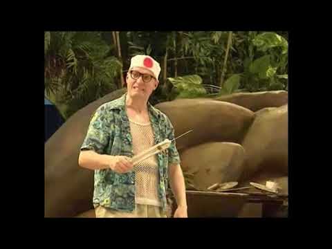 BOTTOM LIVE BLOOPER | SECRET JAPANESE BUNKER - Hooligans Island - RIK MAYALL & ADE EDMUNDSON