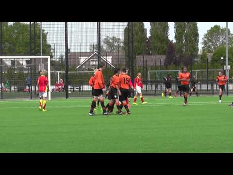 17 mei 2015 VV De Meern D3 - Sporting  D3 FPT 8-1 Doelpunt Musie