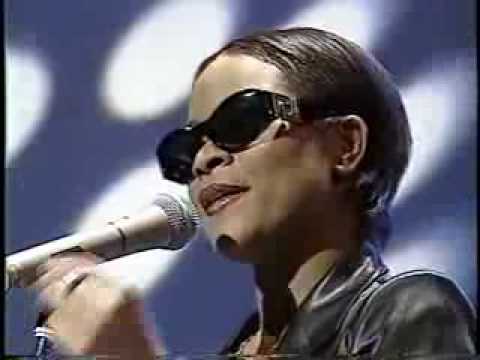 Gabrielle - Give Me A Little More Time (Live)