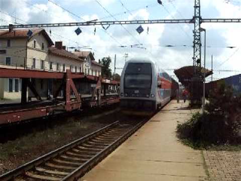 123.006 s Pn se míjí s 971.043 na Os 9410