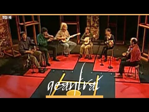 Sharon Shannon, Paddy Glackin, Michael Cooney & Mary Shannon | Inis, An Chláir | Geantraí  | TG4