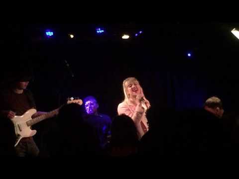 Leah McFall - I Will Survive (Live) @ Komedia, Brighton - 16/04/17