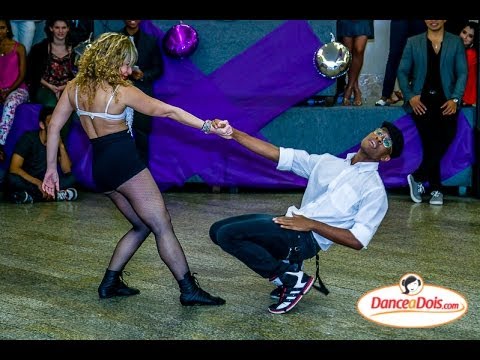 Baile de Lançamento SAMBAMANIACOS 2014 - João Victor e Carla Oliveira