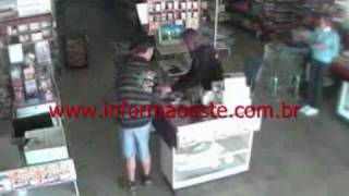 preview picture of video 'Assalto a mão armada no Supermercado JK de Campos Novos'