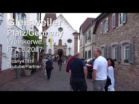 Weinfest Wein und Kunst Gleisweiler Pfalz Germany 4.8.2017 T4/4