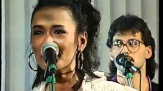 ONLY  YOU - HURT - DELILAH - LOVER PLEASE  by  THE  ENTERTAINERS  1990