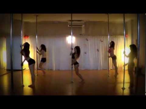 03.Thess Pole Art Show 8 - Level 3 (Audioslave - Show Me Hoe To Live)