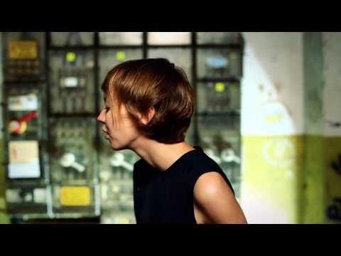 Bedroomdisco TV: Hundreds - 'Foam Born' (Touchy Mob Cover) acoustic - Part II