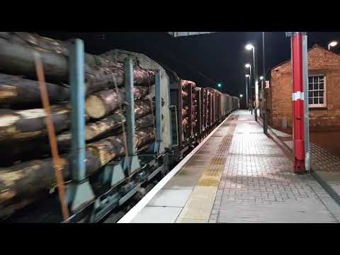 70813 Colas Rail on the logs @ Warrington