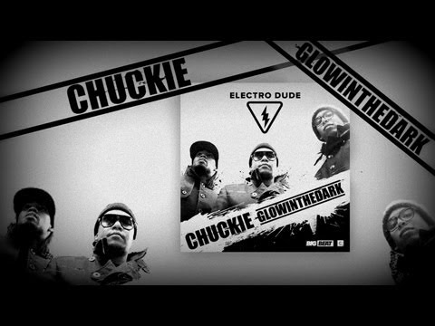 Chuckie feat. Glowinthedark - Electro Dude