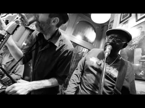 Roland Johnson & Soul Endeavor at the Blues City Deli - Cold Women with Warm Hearts