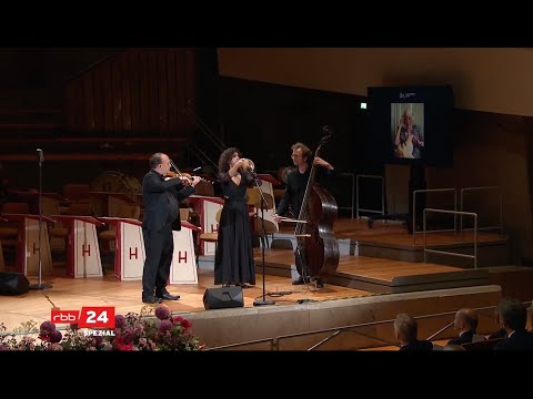 A Yiddishe Mame - My Yidishe Mame (Lew Pollack / Jack Yellen) | Folkadu at the Berliner Philharmonie