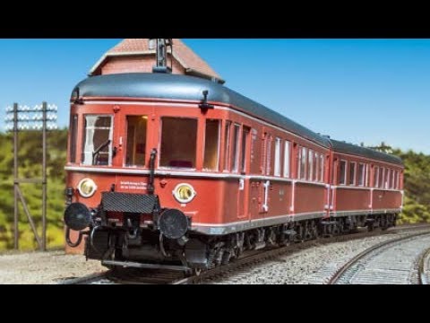 Brawa German VT 137 Diesel Rail Cars