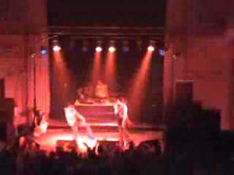 Bitcharke na travi SKC Live