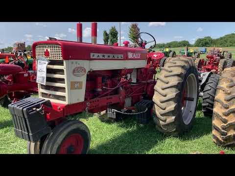 Farmall 560 Model Row Crop Tractor - 4.6L 6-cyl 66 Hp Diesel or Gas, LP Engine - Mfg. 1958 -1963