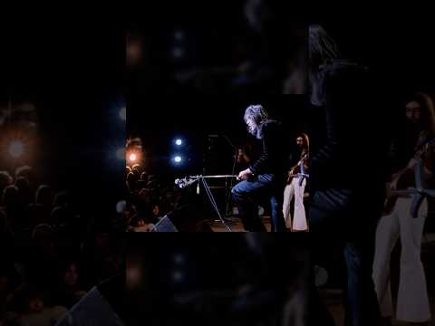 #Genesis perform “The Knife” live at the #Bataclan in #Paris, 1973 🇫🇷