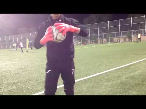 Testing Nike goalkeeper gloves premier SGT RS-PROMO