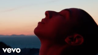 A Tu Ladito Lyrics English Translation