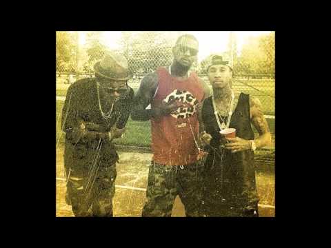 Tyga vs. Wiz Khalifa - Worldwide Swimmingpool (Mashup)