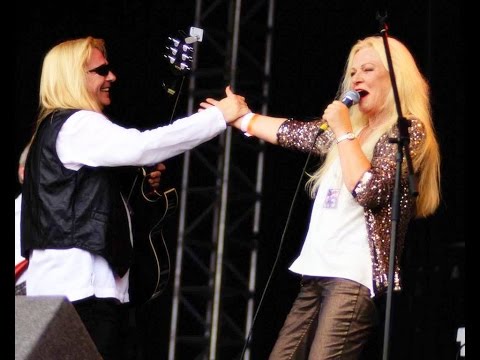 On a Bus to St. Cloud (American Duets) - Toni Willé (Pussycat)