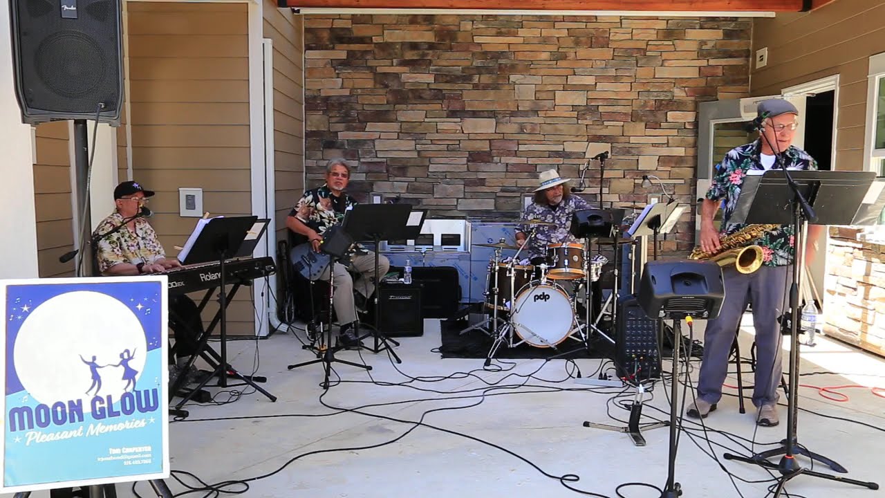 Promotional video thumbnail 2 for Moon Glow Band