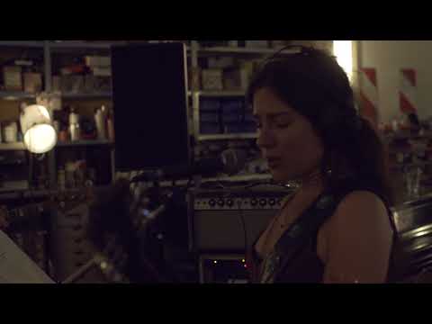 Kyra Garéy Band - Hunter