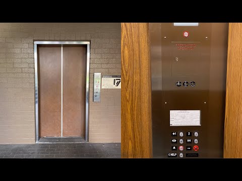 US (mb Elevator Technology) Hydraulic elevator @ 1455 Response Rd - Sacramento, CA