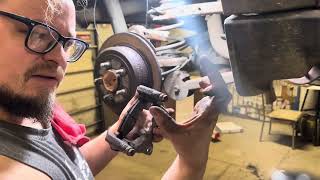 Replace rear brake pads, rotors and calipers 2007-2012 Dodge Nitro