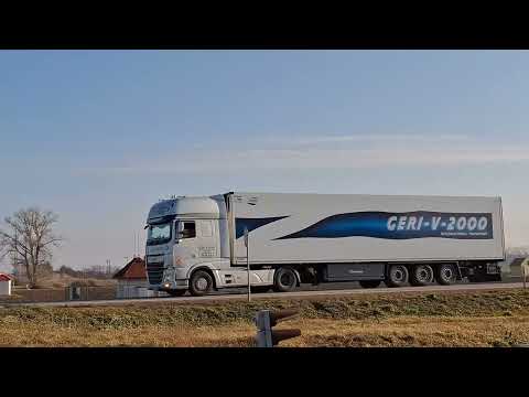 D2 Truckpark.Odjezdy a příjezdy kamionů.