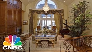 Billy Joel's Year-Round Pool | Expensive Homes | CNBC