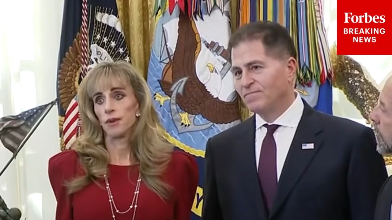Michael and Susan Dell praise Trump Accounts initiative at White House press conference