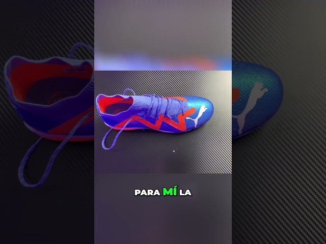 Vídeo relacionado con Mokayu Zapatillas de Fútbol para Hombre Profesionales Atletismo Banda Alta Calzado de Fútbol Zapatillas de Deporte Entrenamiento para Césped Artificial Futbol de Competición Azul EU 42