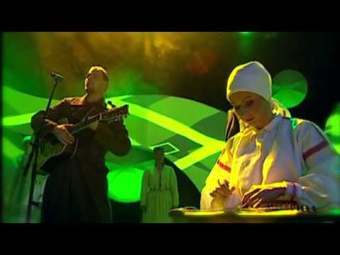 PIEKŪNS SKRIEN DEBESĪS - Eriņu ģimene