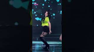 Download lagu MOMOLAND, I'm So Hot NANCY Focus [THE SHOW 190402] mp3