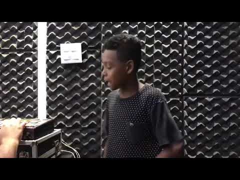 MC KAUÃZINHO - FAZ BIQUINHO