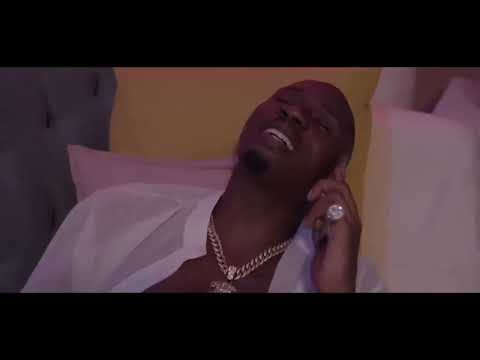 FALL IN LOVE.                                                         #maua sama #jux