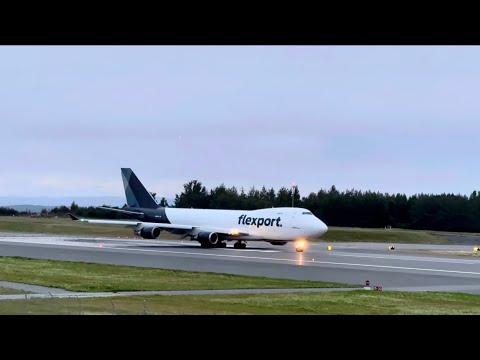 Runway 15 Takeoffs and Landings at Ted Stevens Anchorage International Airport