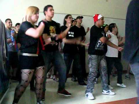 Dance Party Ressaca Friends 2011